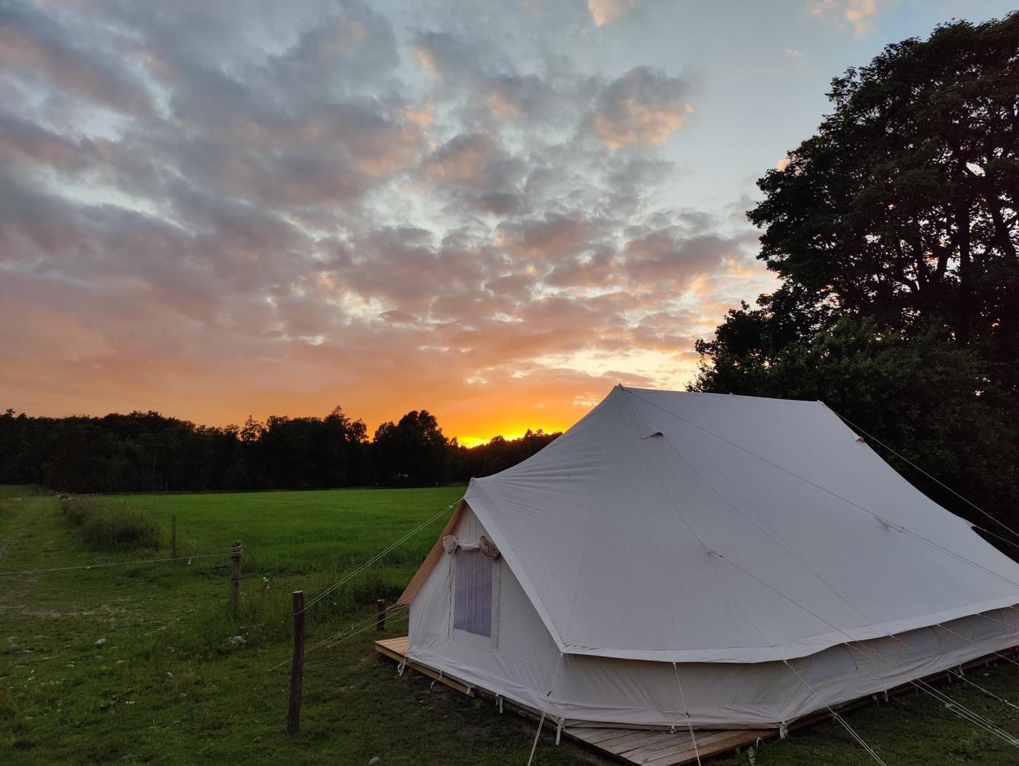 Under Canvas Bornholm Ostermarie Exterior photo